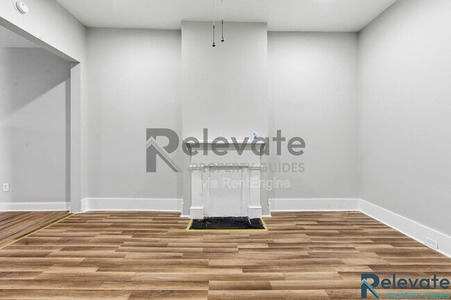 Building Photo - 2820 Q St