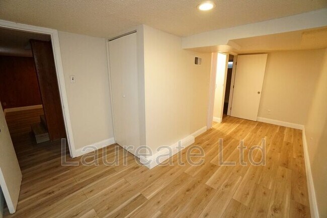 Building Photo - 3095 Elm St