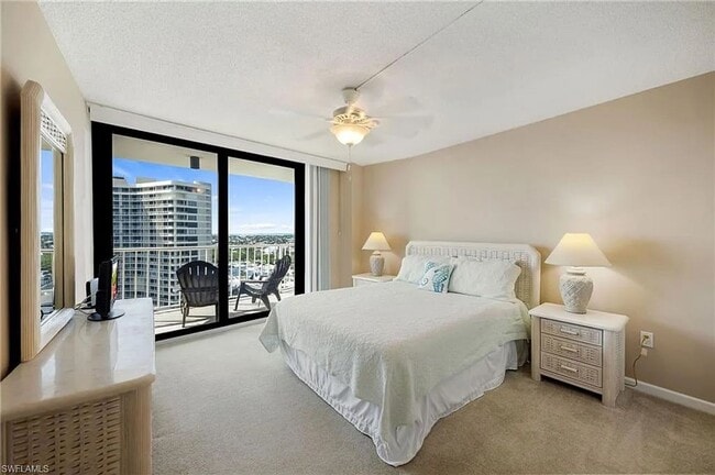 Building Photo - 320 Seaview Ct