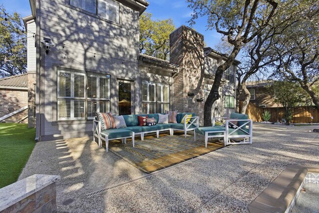 Building Photo - 12511 Chapel Bell St