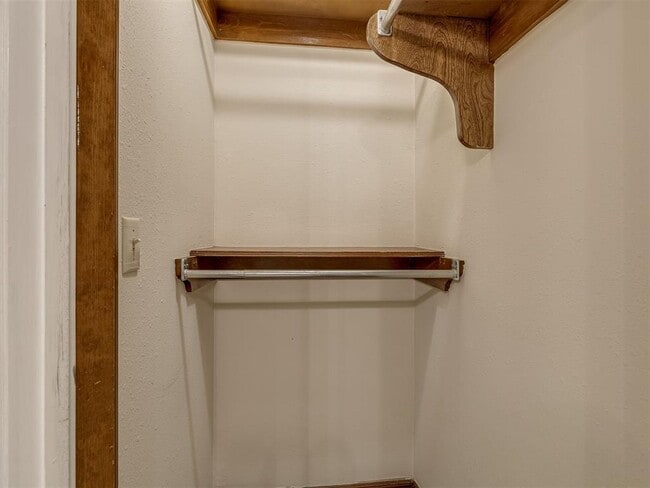 Building Photo - 2131 Jazzman Dr