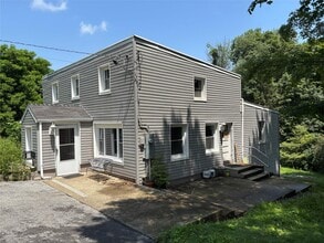Building Photo - 72 Christian Hill Rd