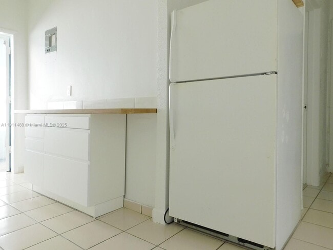 Building Photo - 1247 Marseille Dr