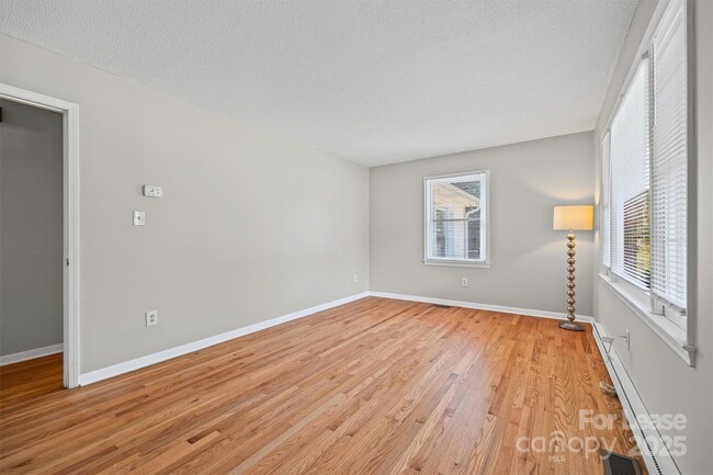 Building Photo - 1460 Legion Rd