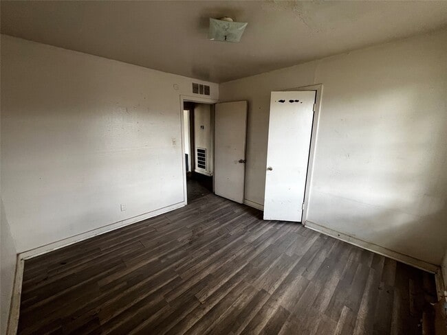 Building Photo - 5967 Southtown St