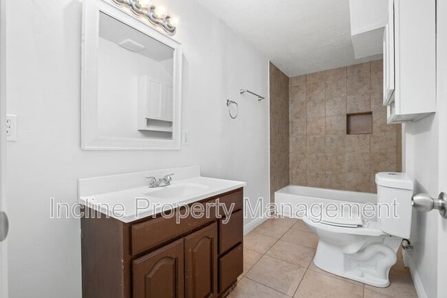 Building Photo - 439 E 2000 S