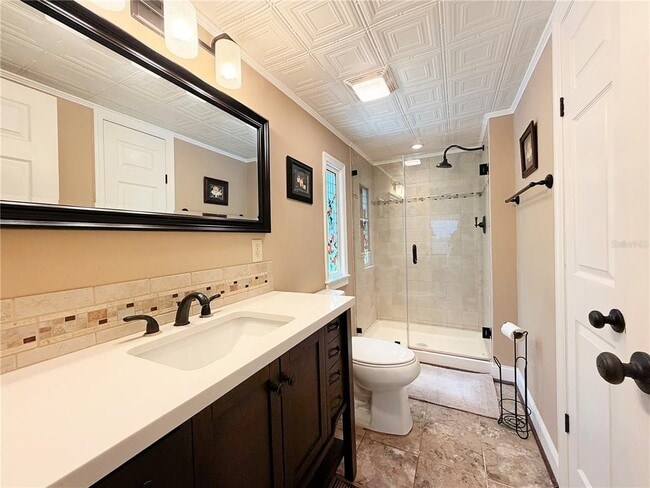 Building Photo - 7139 Alamanda Blvd W