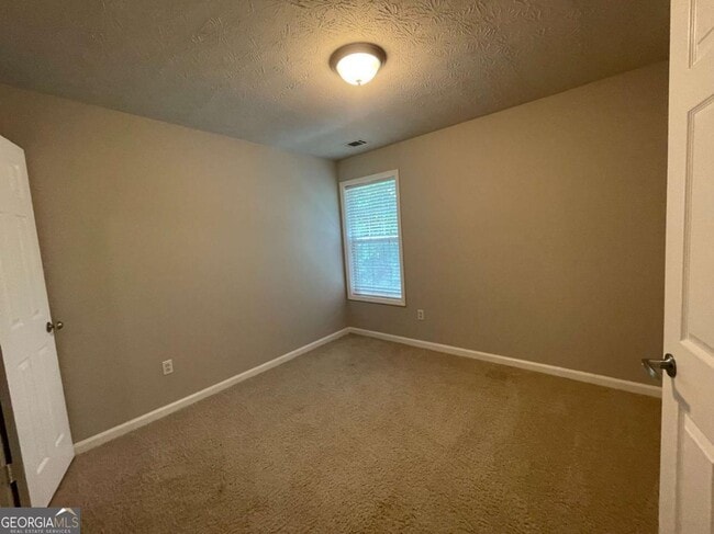 Building Photo - 2077 Patterson Park Pl