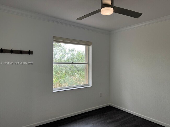 Building Photo - 650 NW 170th Terrace