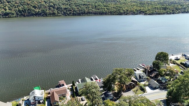 Building Photo - 416 Jersey Ave