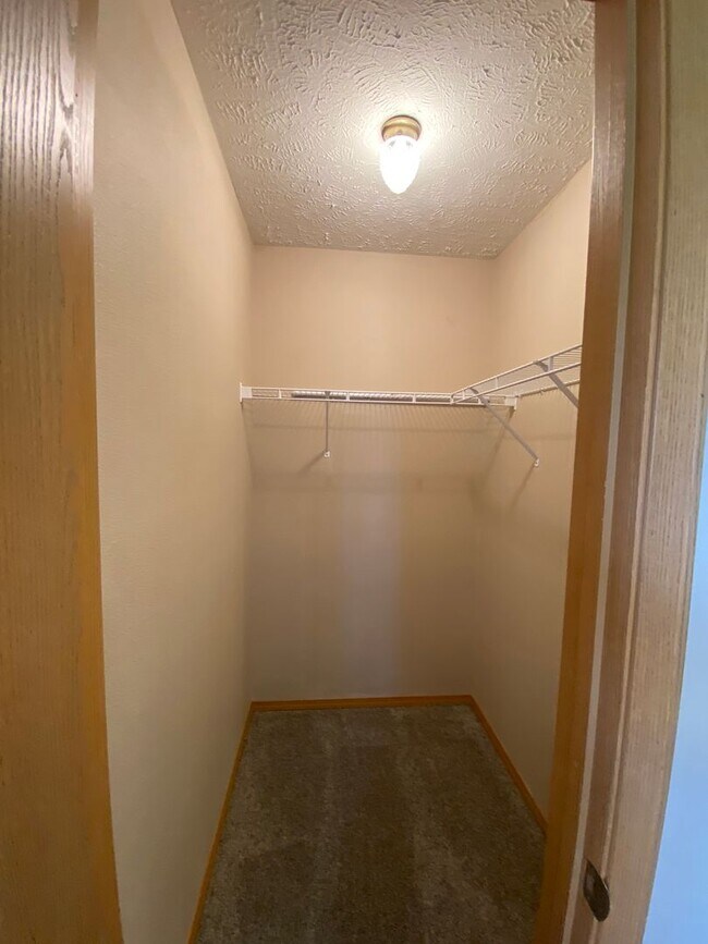 Building Photo - 203 N Christopher Ln