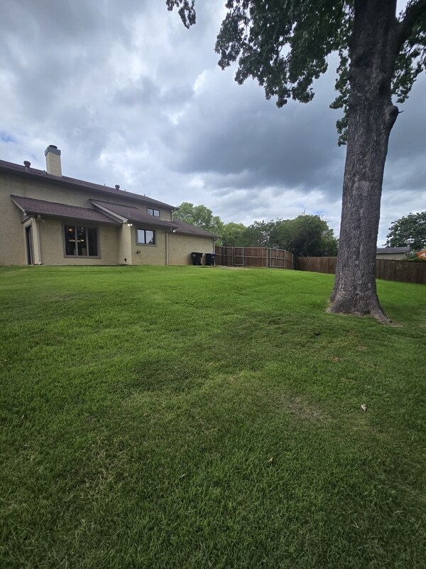 Building Photo - 1822 Northwood Ct