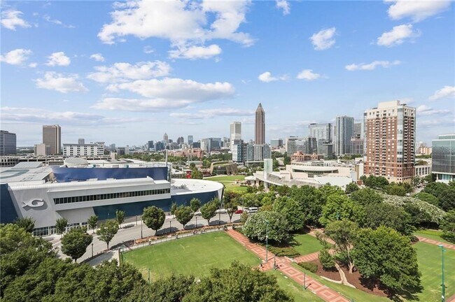 Building Photo - 250 Park Ave W NW