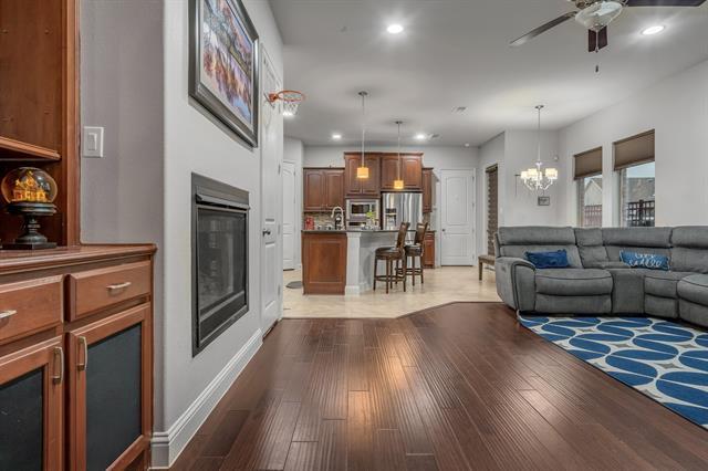 Building Photo - 1229 Harris Hawk Way