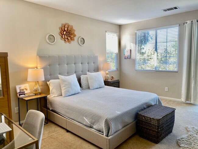 Building Photo - 32434 Campo Dr