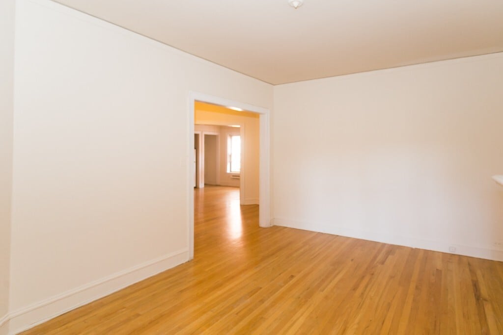 Building Photo - 1314 Oak Ave