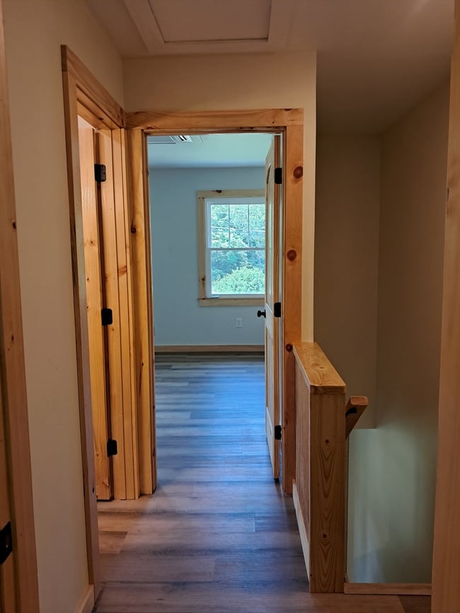 Building Photo - 315 #6 Sulphur Springs Rd