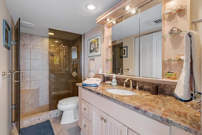 Building Photo - 9550 S Ocean Dr