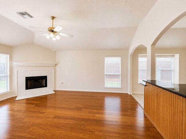 Building Photo - 20410 Nelva Park Ct