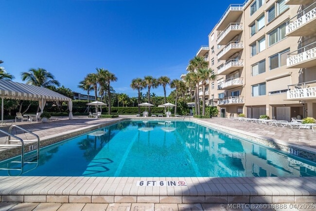 Building Photo - 170 N Ocean Blvd