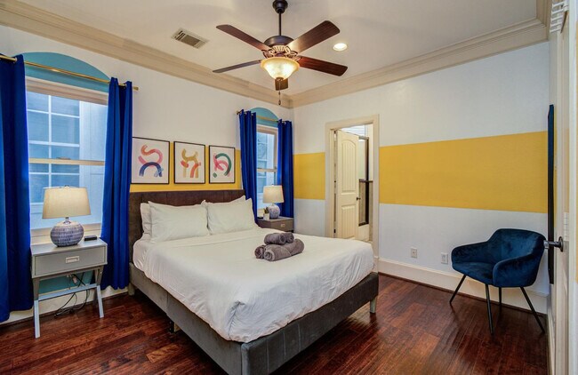 Building Photo - 1204 E 29th St