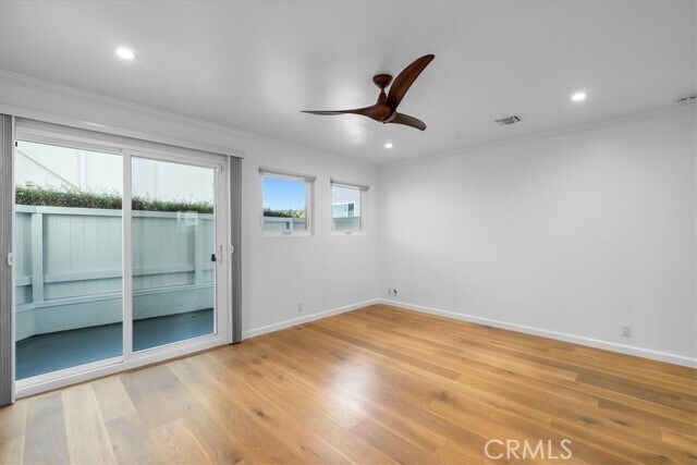 Building Photo - 1107 Loma Dr