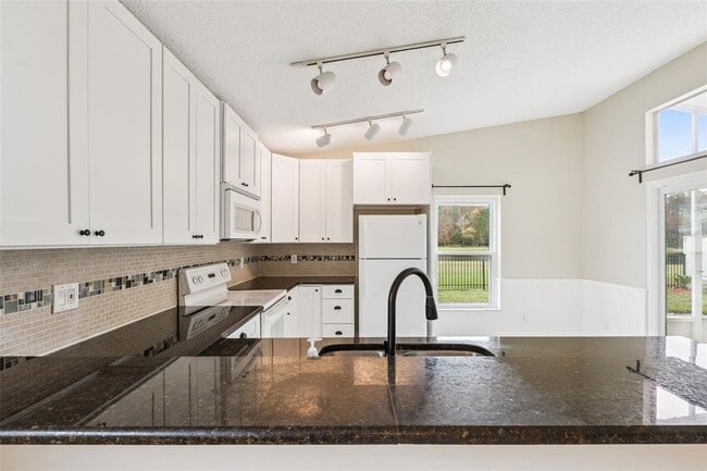 Building Photo - 14643 Traders Path