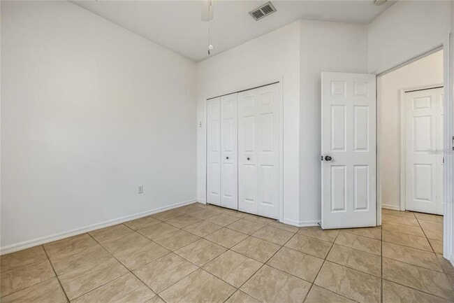 Building Photo - 520 Hollinghead Loop