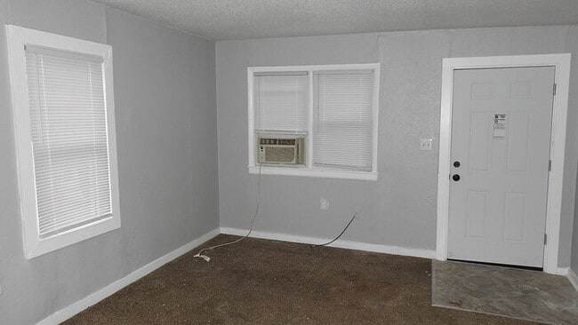 Building Photo - Cute little 1 bedroom house in Independenc...