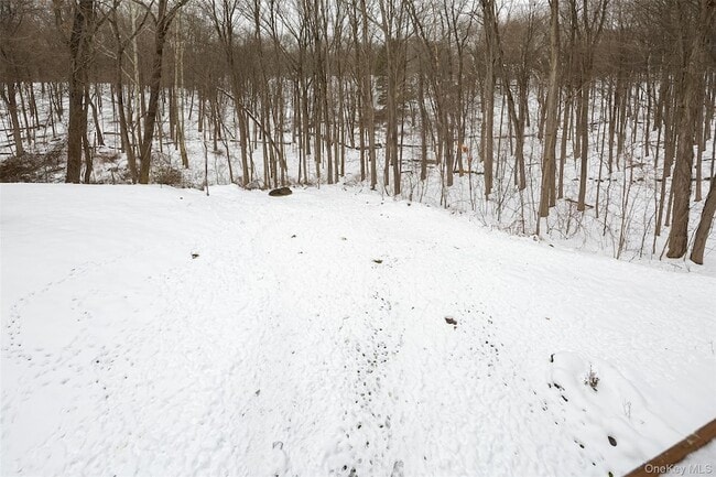 Building Photo - 3 Hook Rd