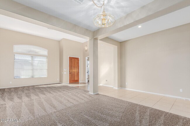 Building Photo - 6530 W Chester Rd