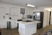 Building Photo - Loha