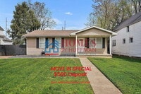 Building Photo - Three Bedroom | Fenced in Yard | Westside ...