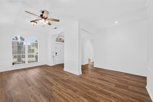 Building Photo - 7008 Jasper Dr