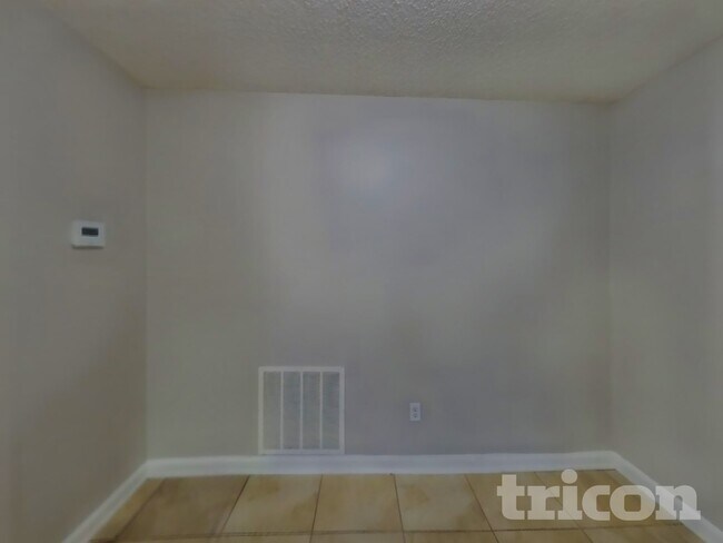 Building Photo - 1553 Kingfisher Blvd