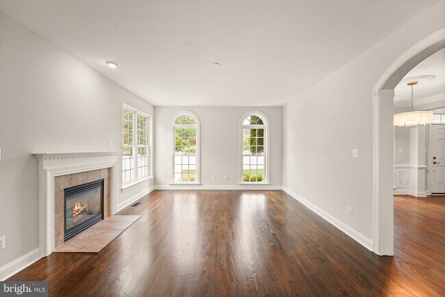 Building Photo - 43620 Merchant Mill Terrace