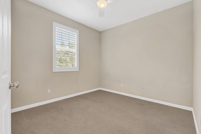 Building Photo - Beautiful East Davis Home
