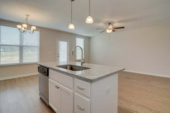 Building Photo - 403 Amesbury Dr