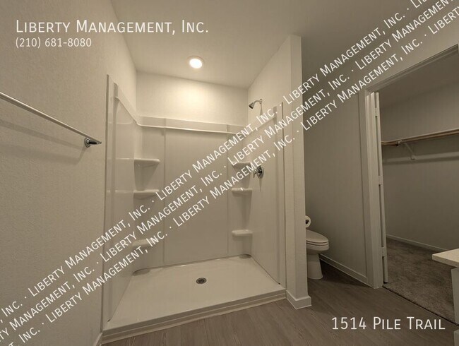 Building Photo - 1514 Pile Trl