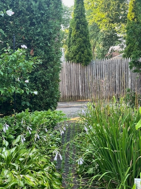 Building Photo - 40 Ardmore Rd