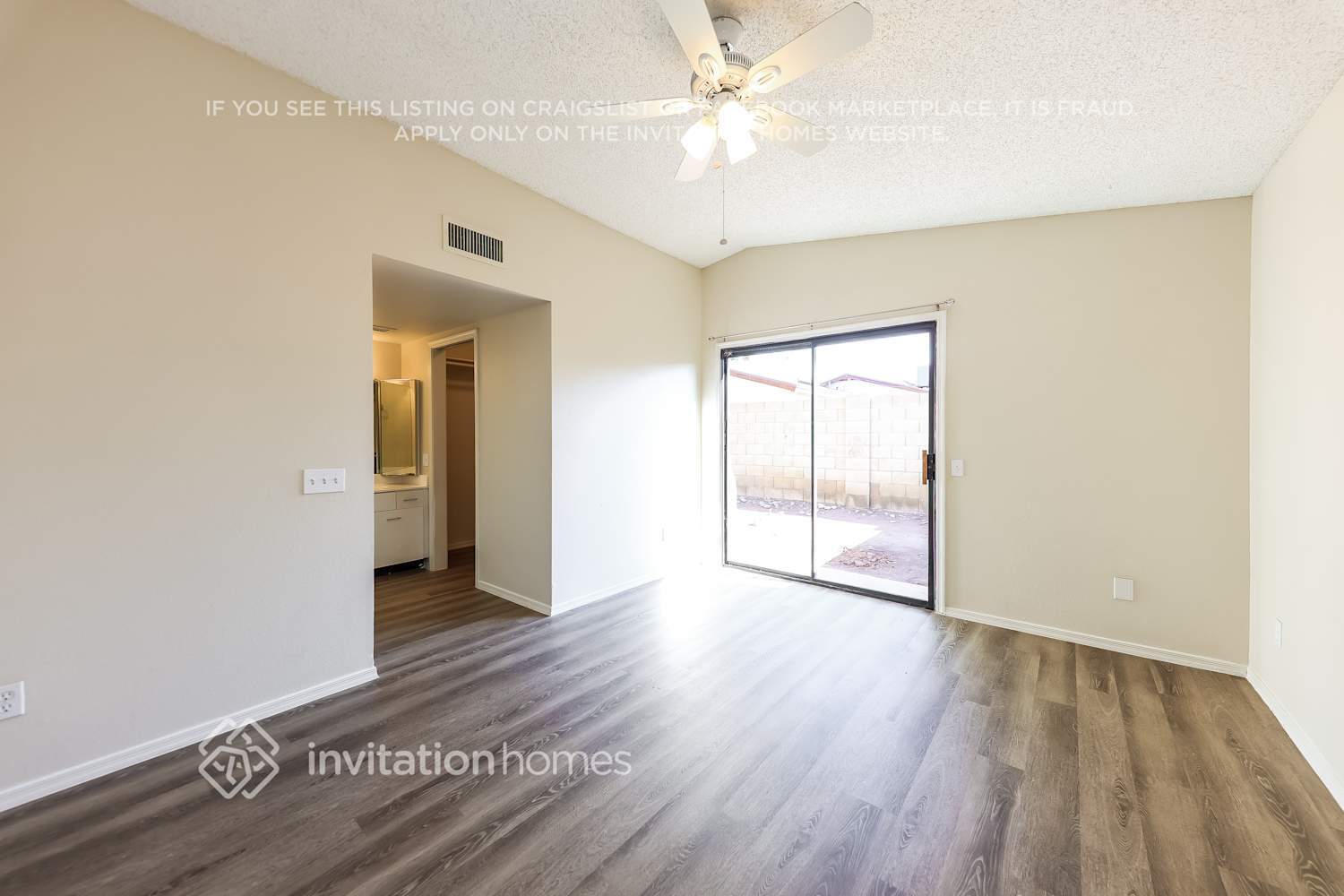 Building Photo - 11121 N 82nd Ln