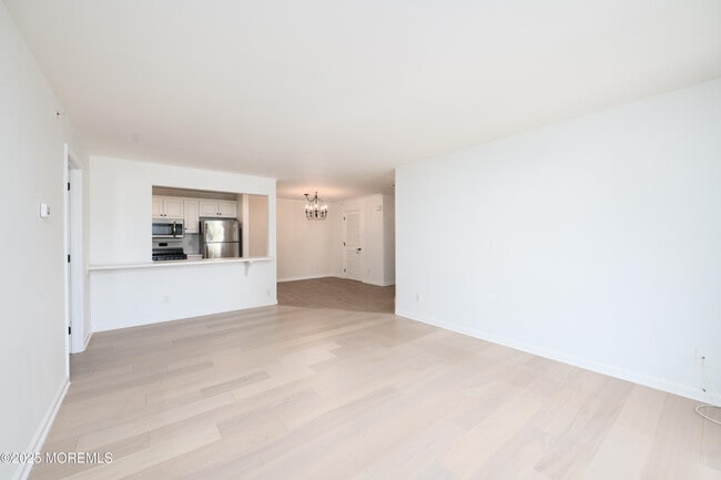 Building Photo - 430 Wedgewood Cir