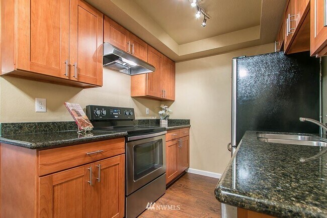 Building Photo - 1 Bedroom 1 Bathroom + Amenities in Mountl...