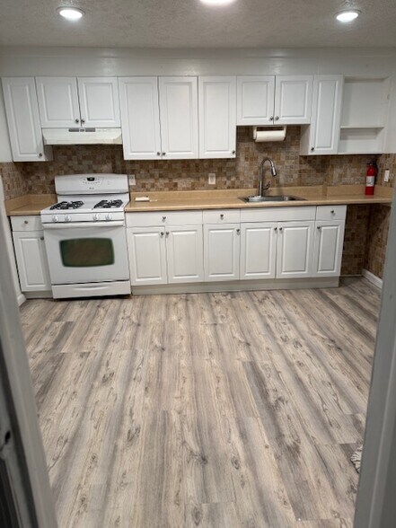 Building Photo - 67 Milton Ave