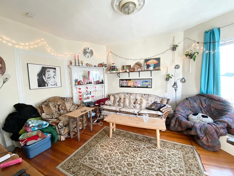 Building Photo - 34 Darling St