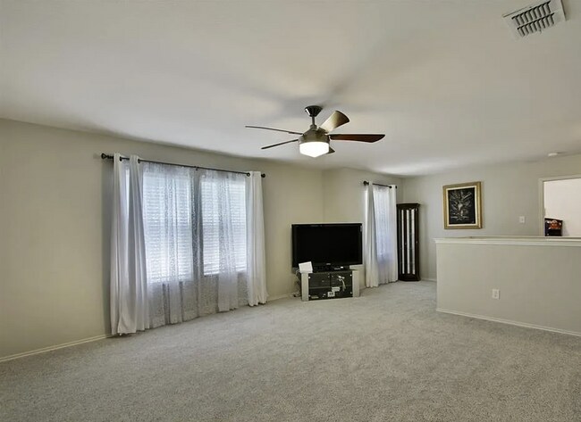 Building Photo - VIEW NOW/COMING SOON - Spacious 5-Bedroom Home in Allen with Office, 2 Living Areas & First-Floor...