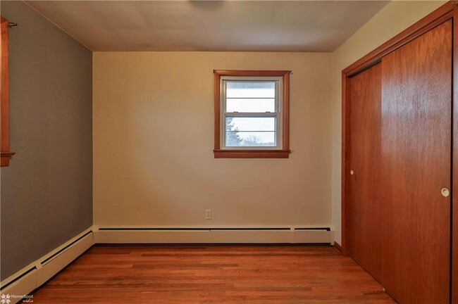 Building Photo - 2332 Seipstown Rd