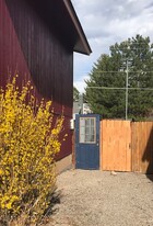 Building Photo - 2612 Borrego Dr