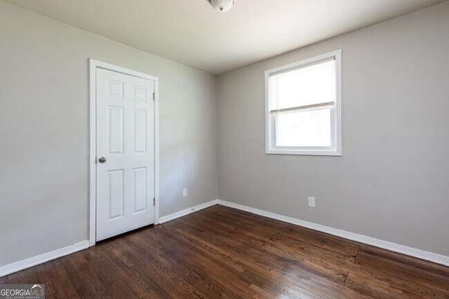 Building Photo - 3527 Bolfair Dr NW