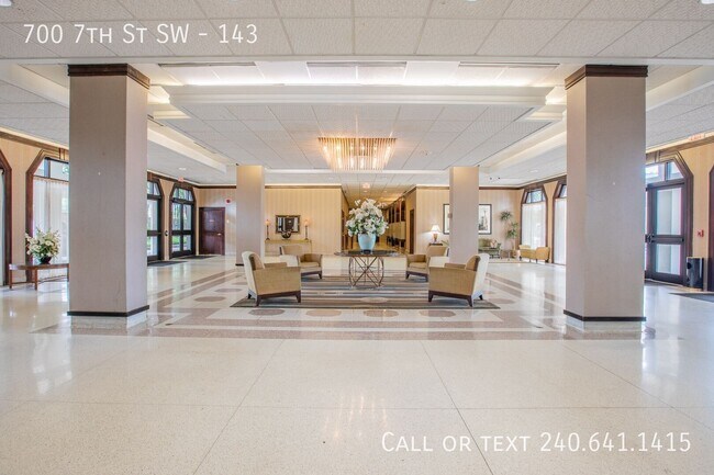 Building Photo - 700 7th St SW